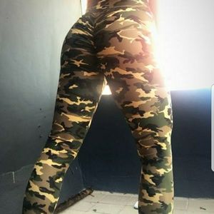 Abs2b camo leggings scrunch